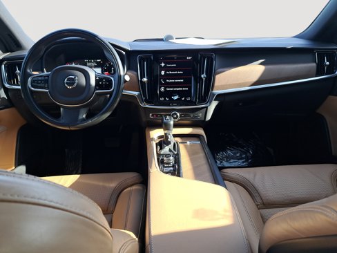 Used 2017 Volvo S90 T6 Inscription w/ Vision Package image 21