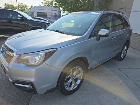 Used 2018 Subaru Forester 2.5i Touring image 3