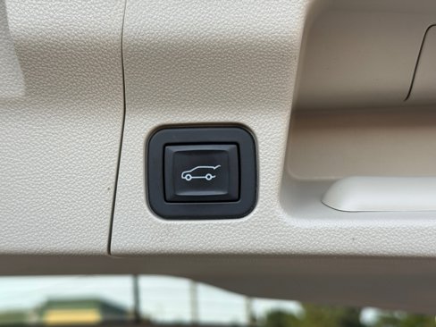 Used 2019 GMC Acadia Denali image 15