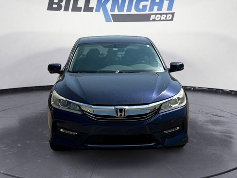 Used 2017 Honda Accord EX-L image 8