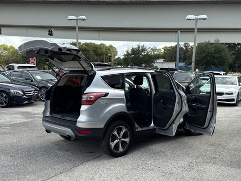 Used 2017 Ford Escape SE w/ Equipment Group 201A image 30