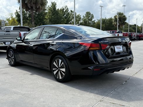 Used 2022 Nissan Altima 2.5 SV image 8