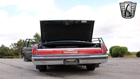 Used 1986 Lincoln Town Car image 21