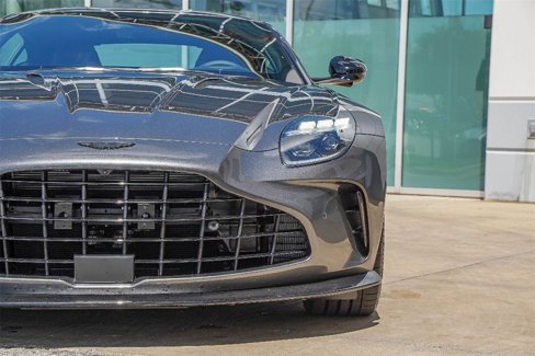 New 2026 Aston Martin V8 Vantage Coupe image 16