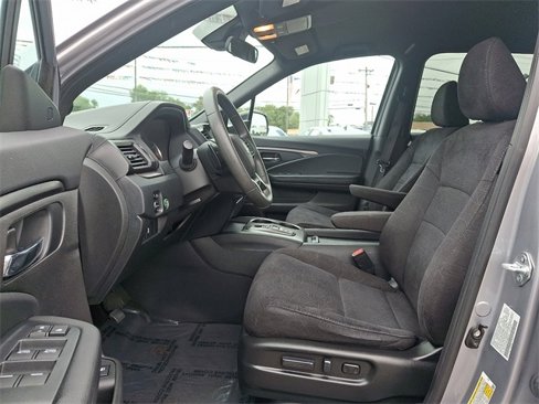 Certified 2022 Honda Pilot Sport image 13