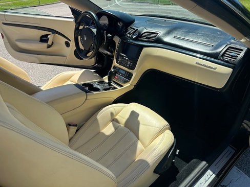 Used 2009 Maserati GranTurismo S image 13