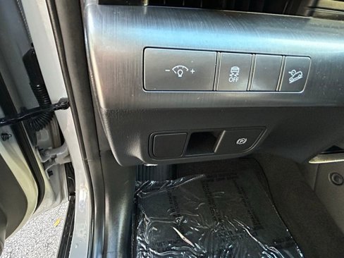 Used 2024 Hyundai Kona SEL image 19