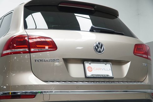 Used 2015 Volkswagen Touareg TDI image 13