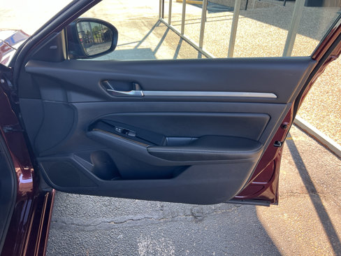 Used 2023 Nissan Altima 2.5 SV image 29