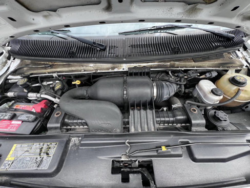 Used 2015 Ford E-350 and Econoline 350 Super Duty image 34