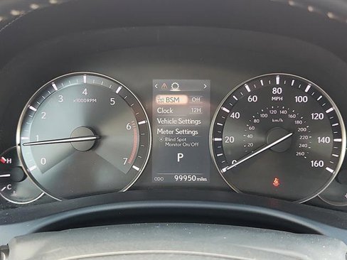 Used 2016 Lexus GS 200t image 18