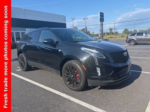 Certified 2022 Cadillac XT5 Sportv w/ LPO, ONYX Package image 1