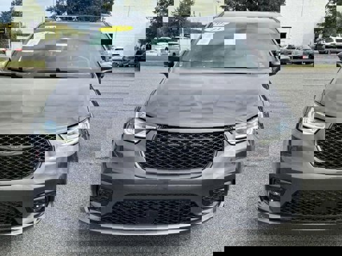 Used 2021 Chrysler Pacifica Touring-L w/ Premium & Safety Sphere Group image 2