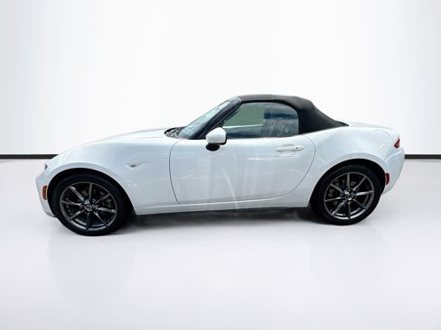 Used 2016 MAZDA MX-5 Miata Grand Touring image 4