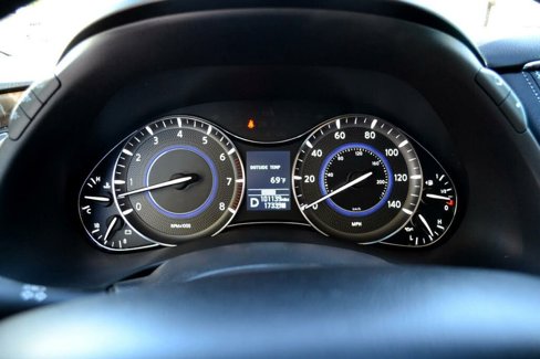Used 2016 INFINITI QX80 Limited image 18