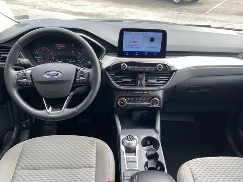 Certified 2022 Ford Escape SE w/ Cold Weather Package image 12