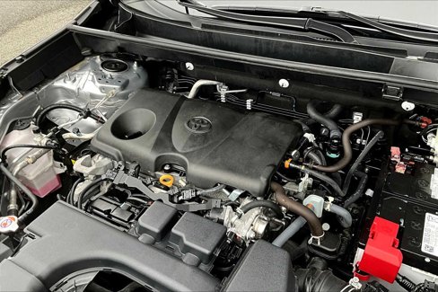 Used 2024 Toyota RAV4 XLE image 35