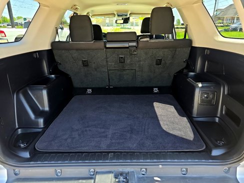 Used 2022 Toyota 4Runner SR5 image 13