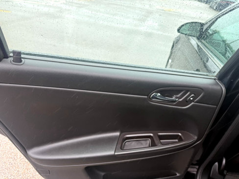 Used 2008 Chevrolet Impala LT image 12
