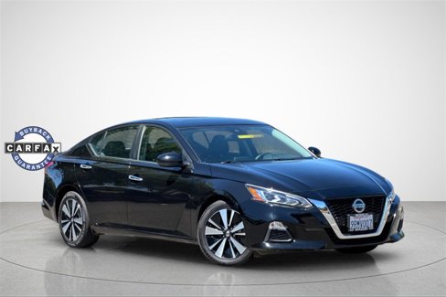 Used 2022 Nissan Altima 2.5 SV w/ SV Premium Package image 2