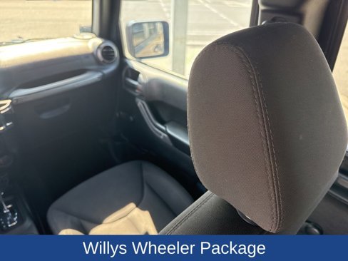 Used 2016 Jeep Wrangler Unlimited Sport image 16