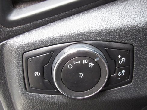 Used 2019 Ford EcoSport SES image 29