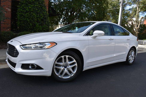 Used 2016 Ford Fusion SE w/ Equipment Group 202A image 43