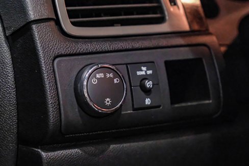 Used 2012 GMC Yukon XL Denali image 25