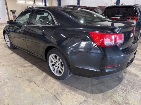 Used 2014 Chevrolet Malibu LT w/ Power Convenience Package image 2