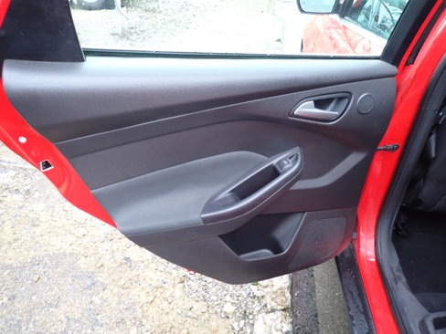 Used 2012 Ford Focus SEL image 24