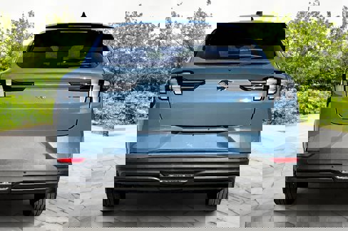 Used 2023 Ford Mustang Mach-E Select image 4