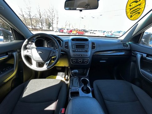 Used 2015 Kia Sorento LX image 15