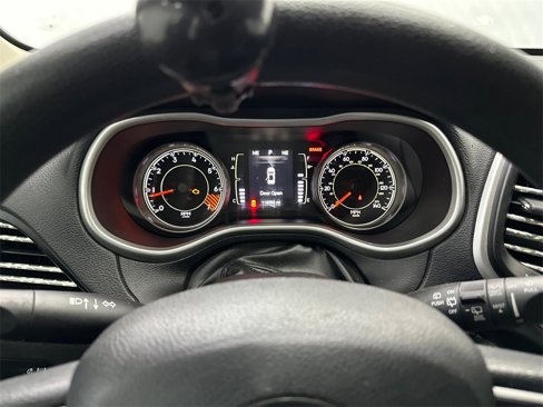 Used 2014 Jeep Cherokee Sport image 26