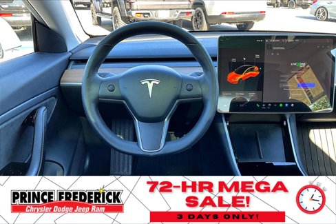 Used 2019 Tesla Model 3 Mid Range image 5
