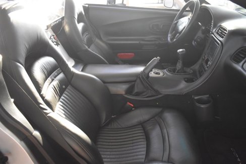 Used 2001 Chevrolet Corvette Convertible w/ Preferred Equipment Group2 image 12