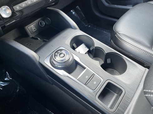 Used 2024 Ford Escape Platinum image 13
