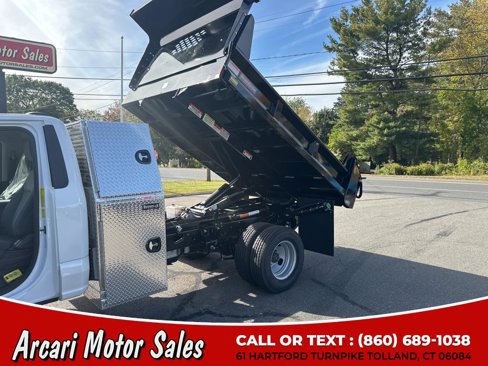 Used 2024 Ford F350 XLT image 12