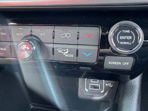 New 2025 Jeep Compass Limited image 22