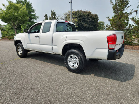 Certified 2017 Toyota Tacoma SR image 7