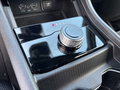 Used 2023 Jeep Grand Cherokee L Altitude image 9