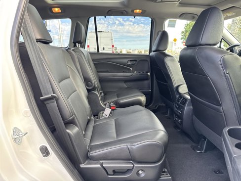 Used 2017 Honda Pilot Elite image 39