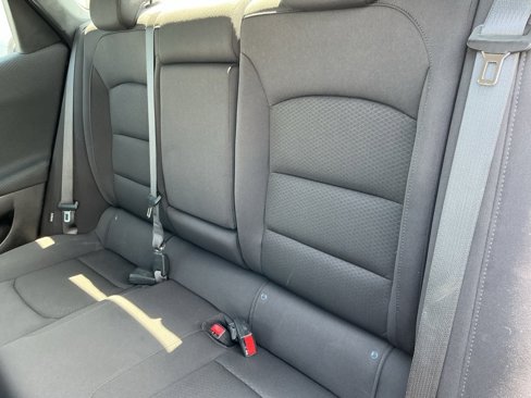 Used 2022 Chevrolet Malibu LT image 35