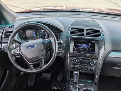 Used 2016 Ford Explorer XLT w/ Equipment Group 202A image 17