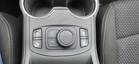 Used 2024 GMC Terrain SLE w/ Driver Convenience Package image 22