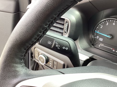 Used 2024 Ford Explorer XLT w/ Equipment Group 202A image 18