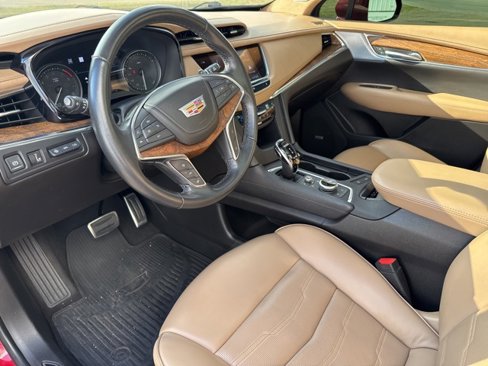 Used 2020 Cadillac XT5 Sportv w/ Platinum Package image 5