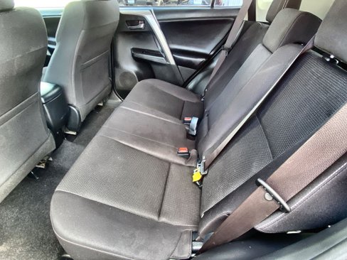Used 2018 Toyota RAV4 XLE image 23