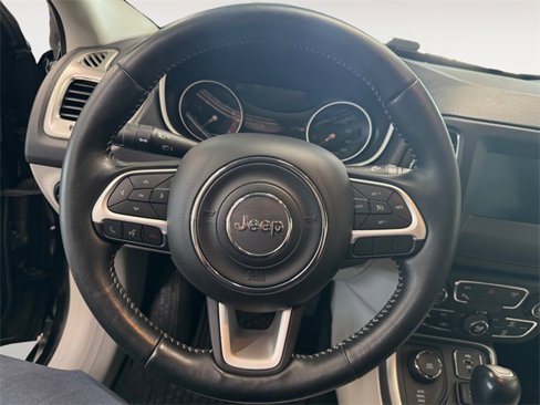Used 2018 Jeep Compass Latitude w/ Popular Equipment Group image 14