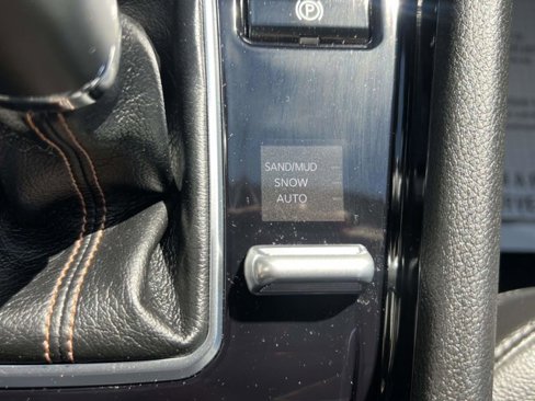 Certified 2022 Jeep Compass Limited image 29