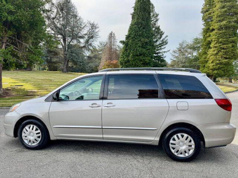 Used 2005 Toyota Sienna LE image 9